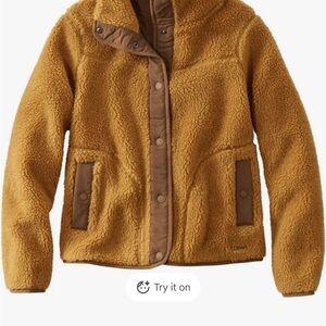Women’s LL Bean Sherpa Jacket- NWT!